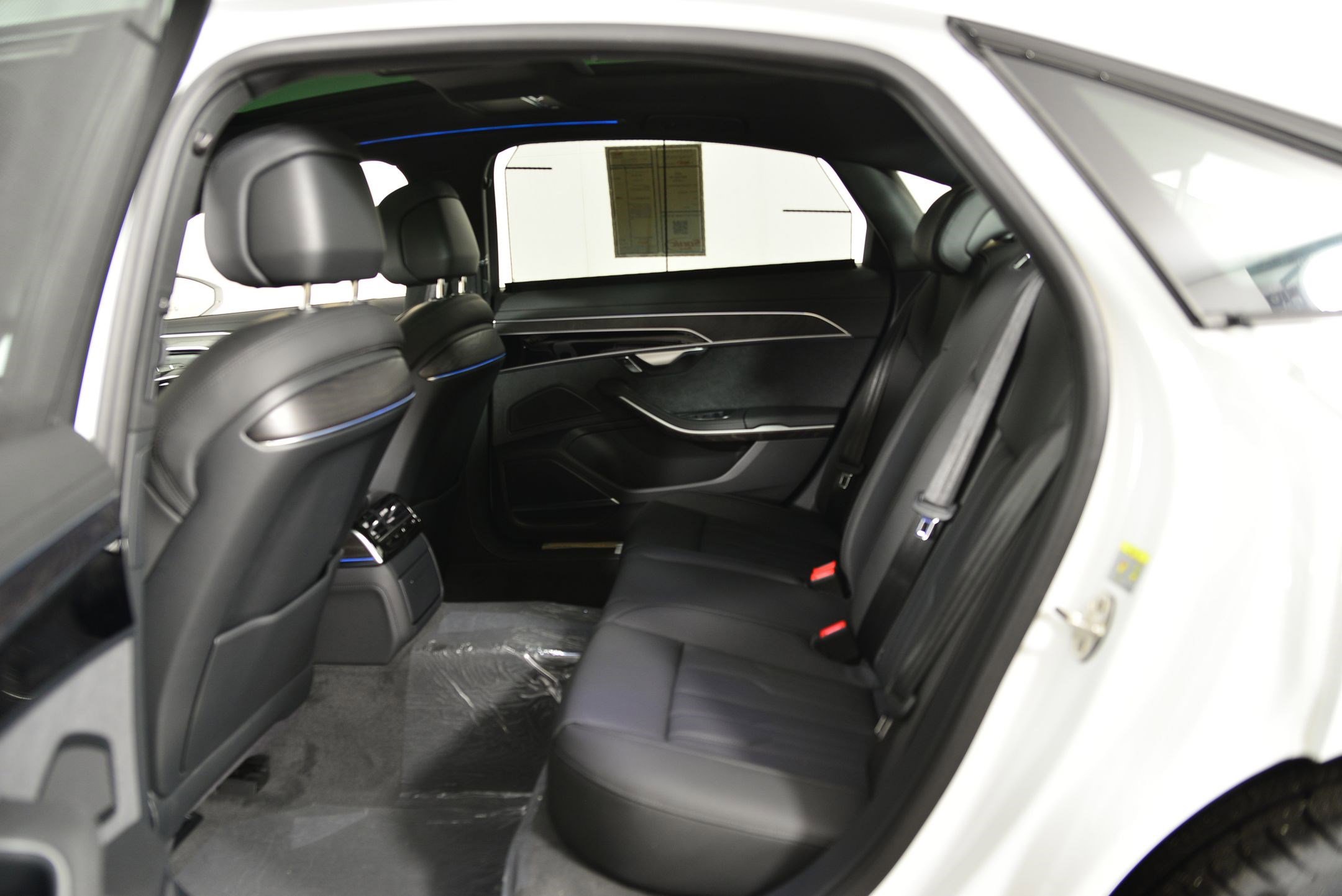 New 2026 Audi A8 L 3.0T image 12