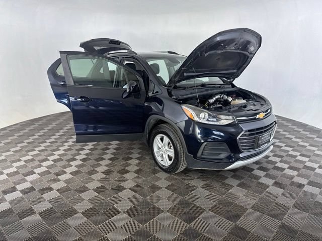 Used 2022 Chevrolet Trax LT w/ Driver Confidence Package AWD/4WD image 12