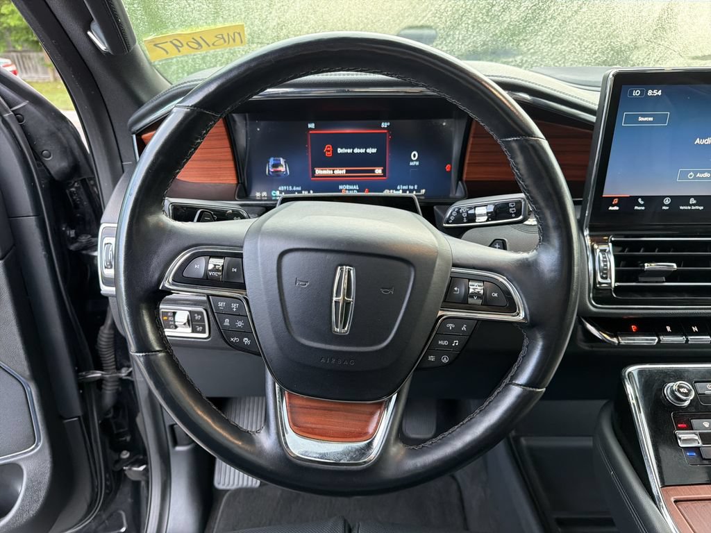 Used 2024 Lincoln Navigator Reserve AWD/4WD image 22