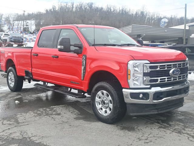Used 2024 Ford F250 XLT image 2