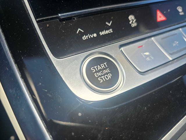 Used 2024 Audi Q7 3.0T Prestige AWD/4WD image 33