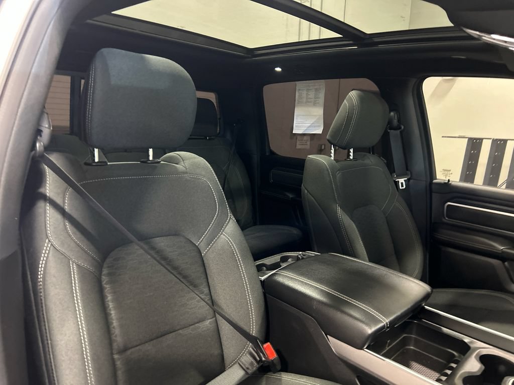 Used 2025 RAM 1500 Big Horn AWD/4WD image 35