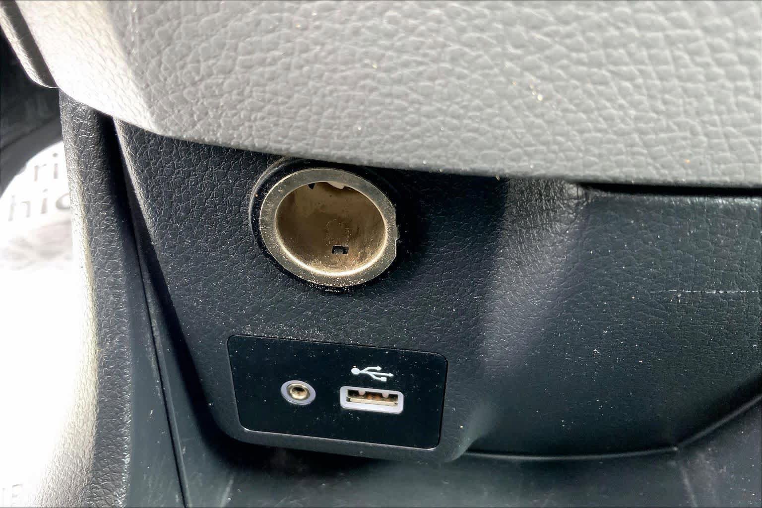 Used 2020 Nissan NV200 SV FWD image 29