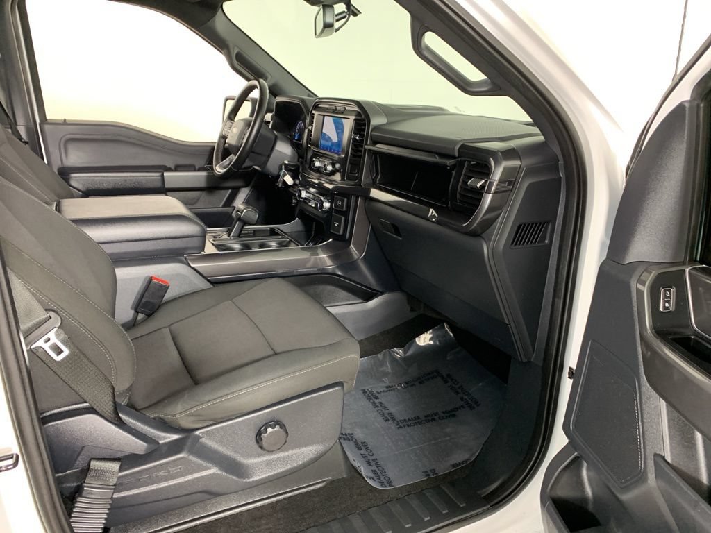 Used 2023 Ford F150 XLT w/ XLT Black Appearance Package AWD/4WD image 36