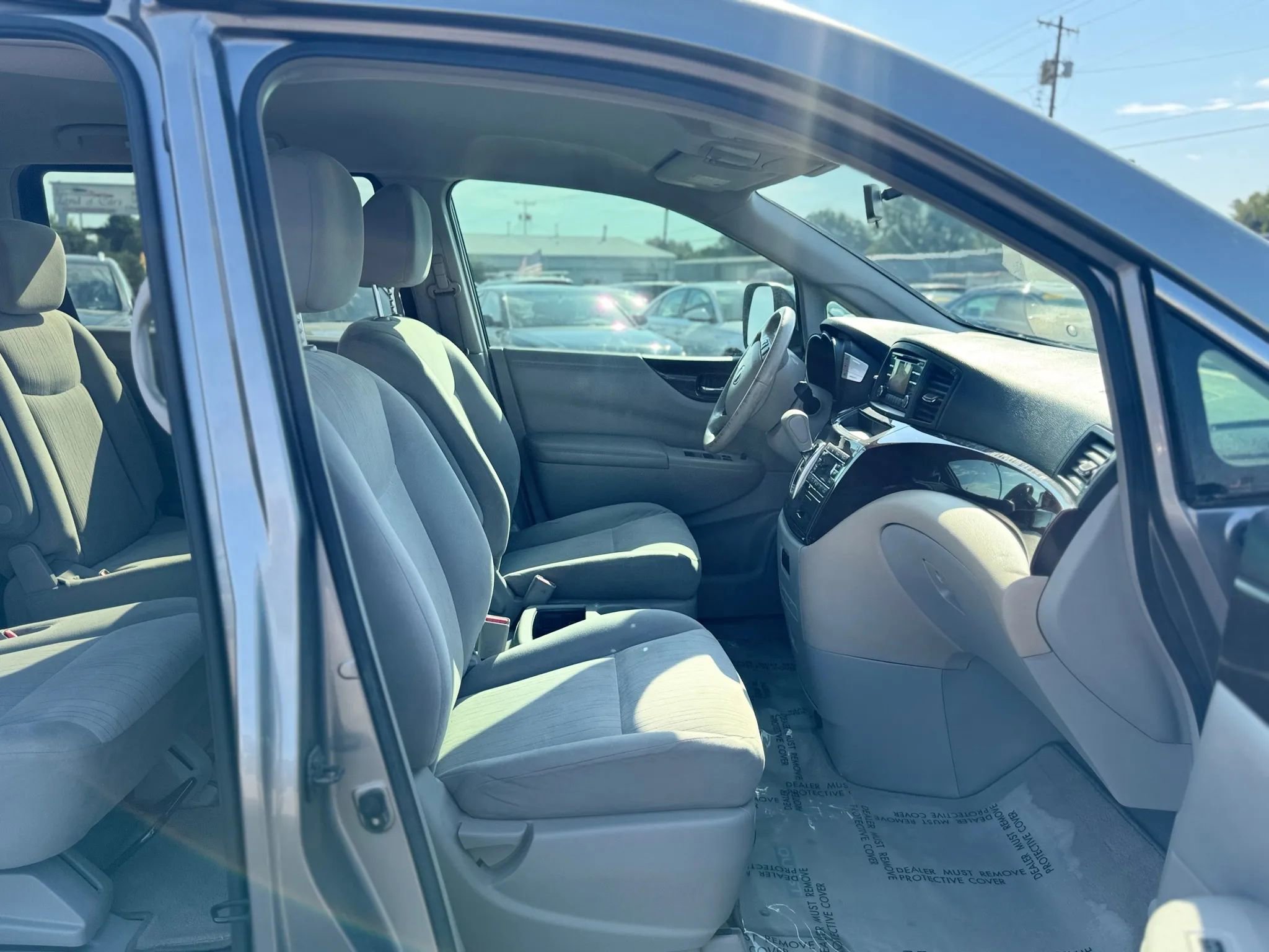 Used 2012 Nissan Quest SV image 24
