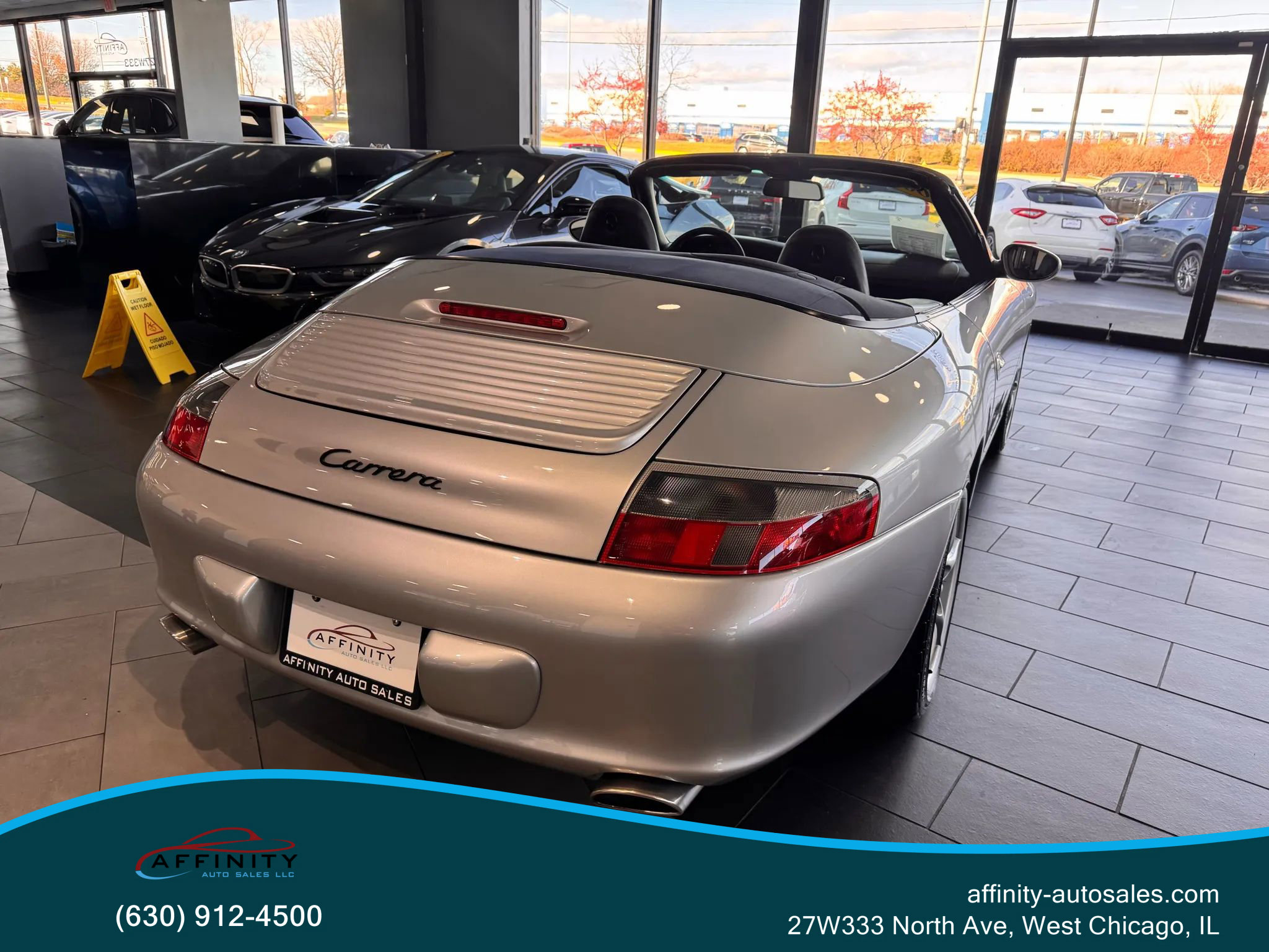 Used 2002 Porsche 911 Cabriolet image 12