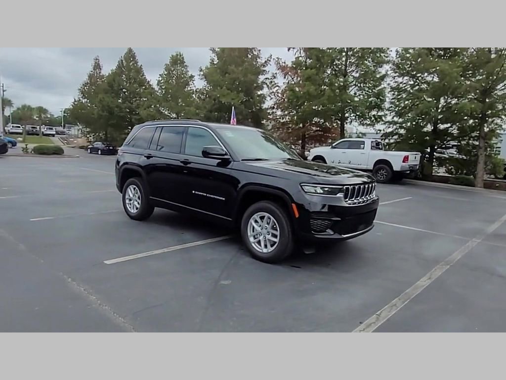 New 2025 Jeep Grand Cherokee Laredo X w/ Luxury Tech Group I image 38