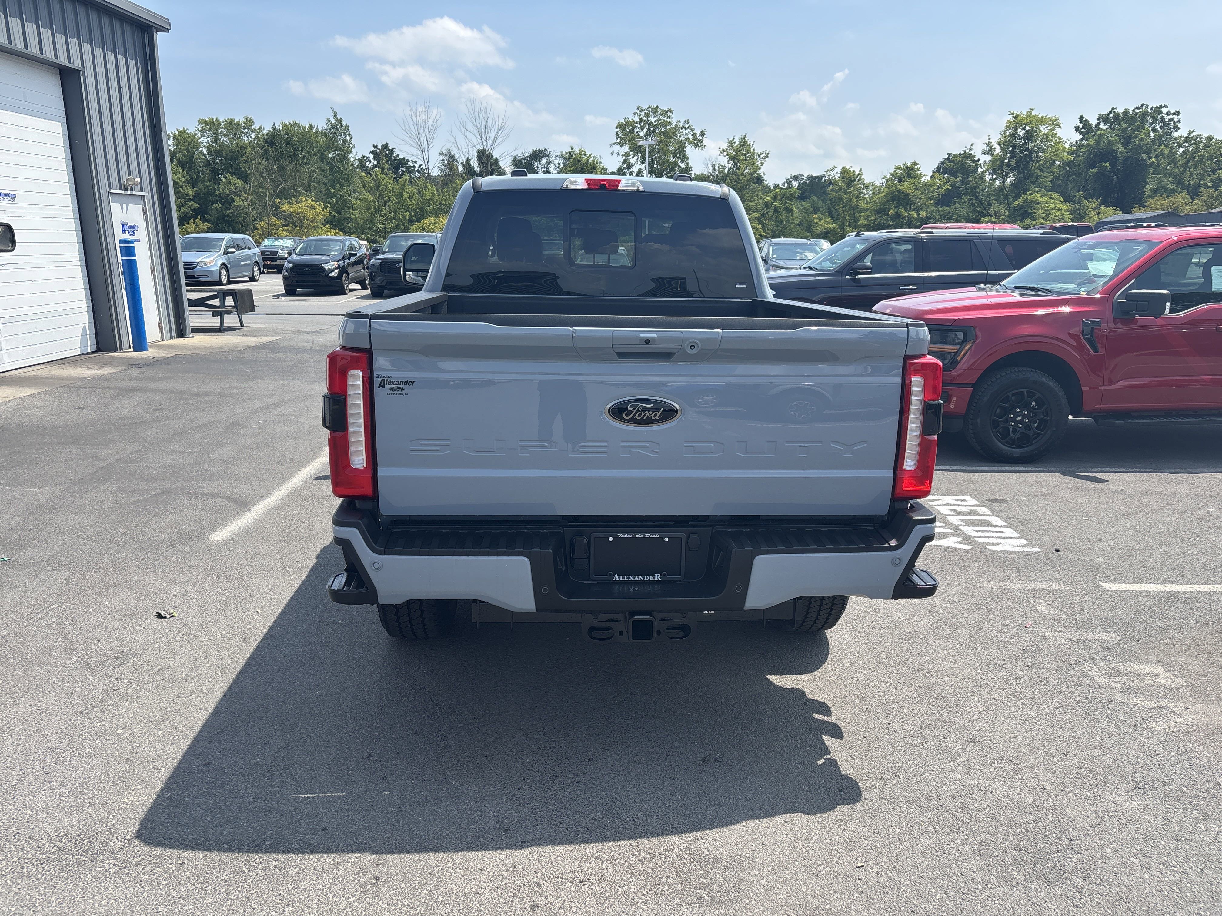 New 2025 Ford F250 Lariat w/ Lariat Ultimate Package video 4