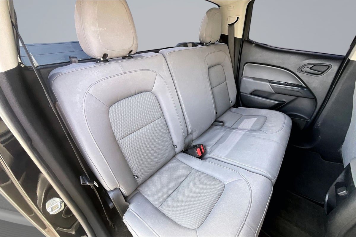Used 2018 GMC Canyon 2WD Crew Cab w/ Convenience Package image 28