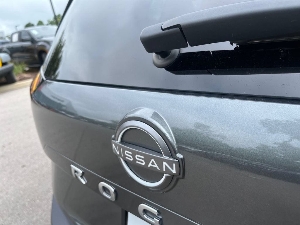 Certified 2023 Nissan Rogue S FWD image 39