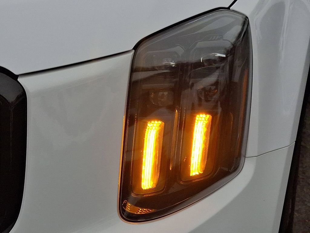 Certified 2024 Kia Telluride EX X-Line image 10
