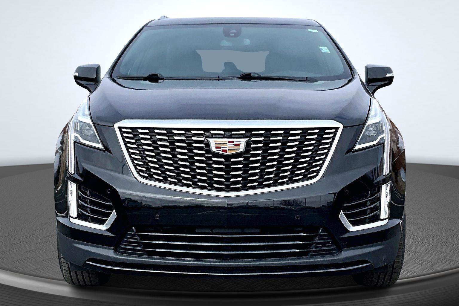 Used 2024 Cadillac XT5 Luxury w/ LPO, Floor Liner Package image 3
