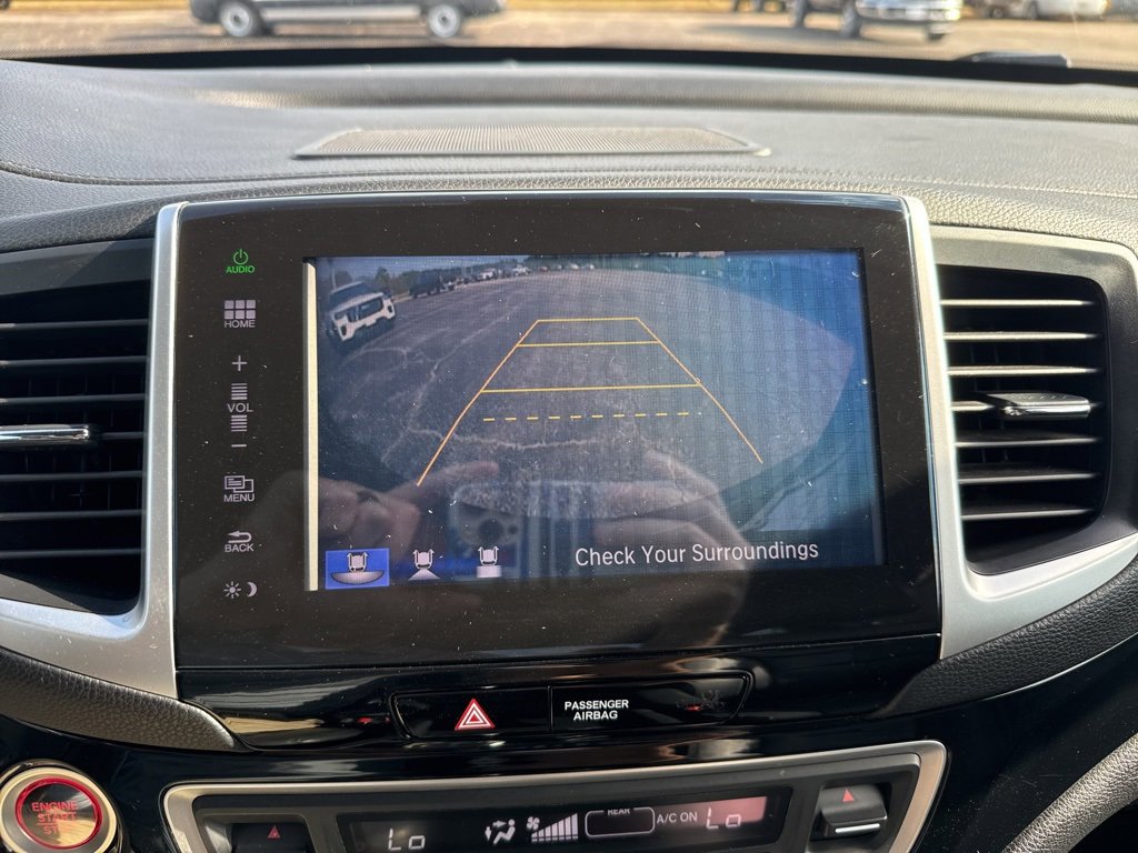 Used 2016 Honda Pilot Touring image 7