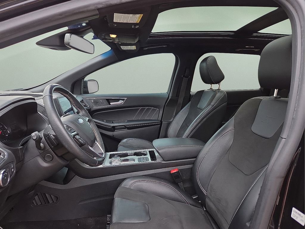 Used 2022 Ford Edge ST w/ Equipment Group 401A AWD/4WD image 22