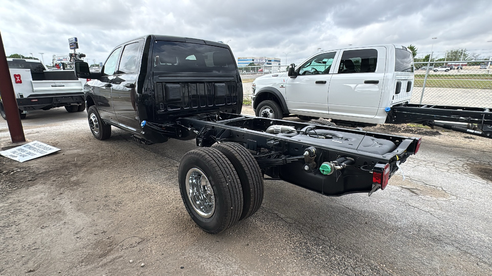 New 2026 RAM 3500 Tradesman w/ Chrome Appearance Group A AWD/4WD image 7