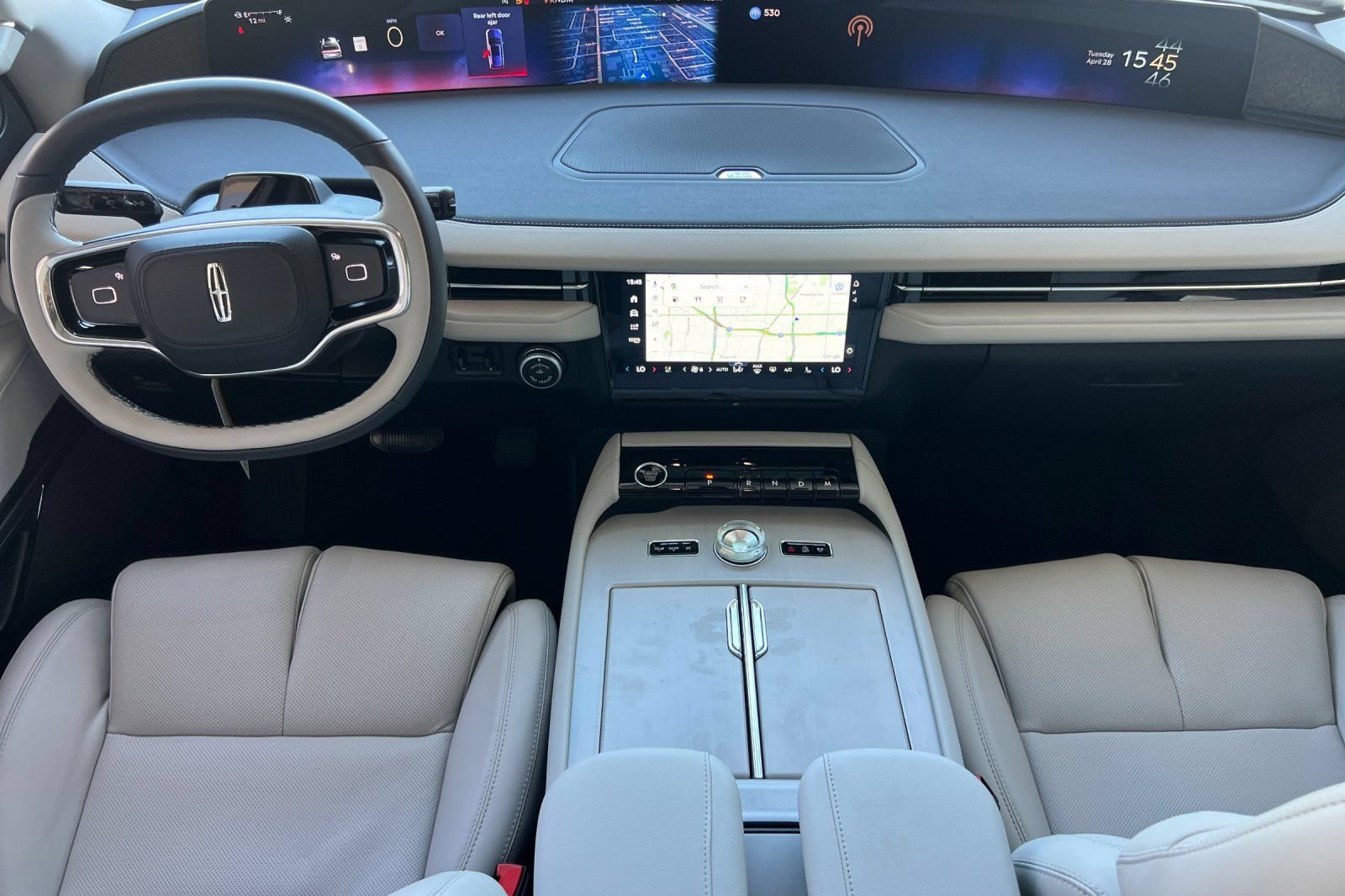 New 2026 Lincoln Navigator L Reserve AWD/4WD image 10