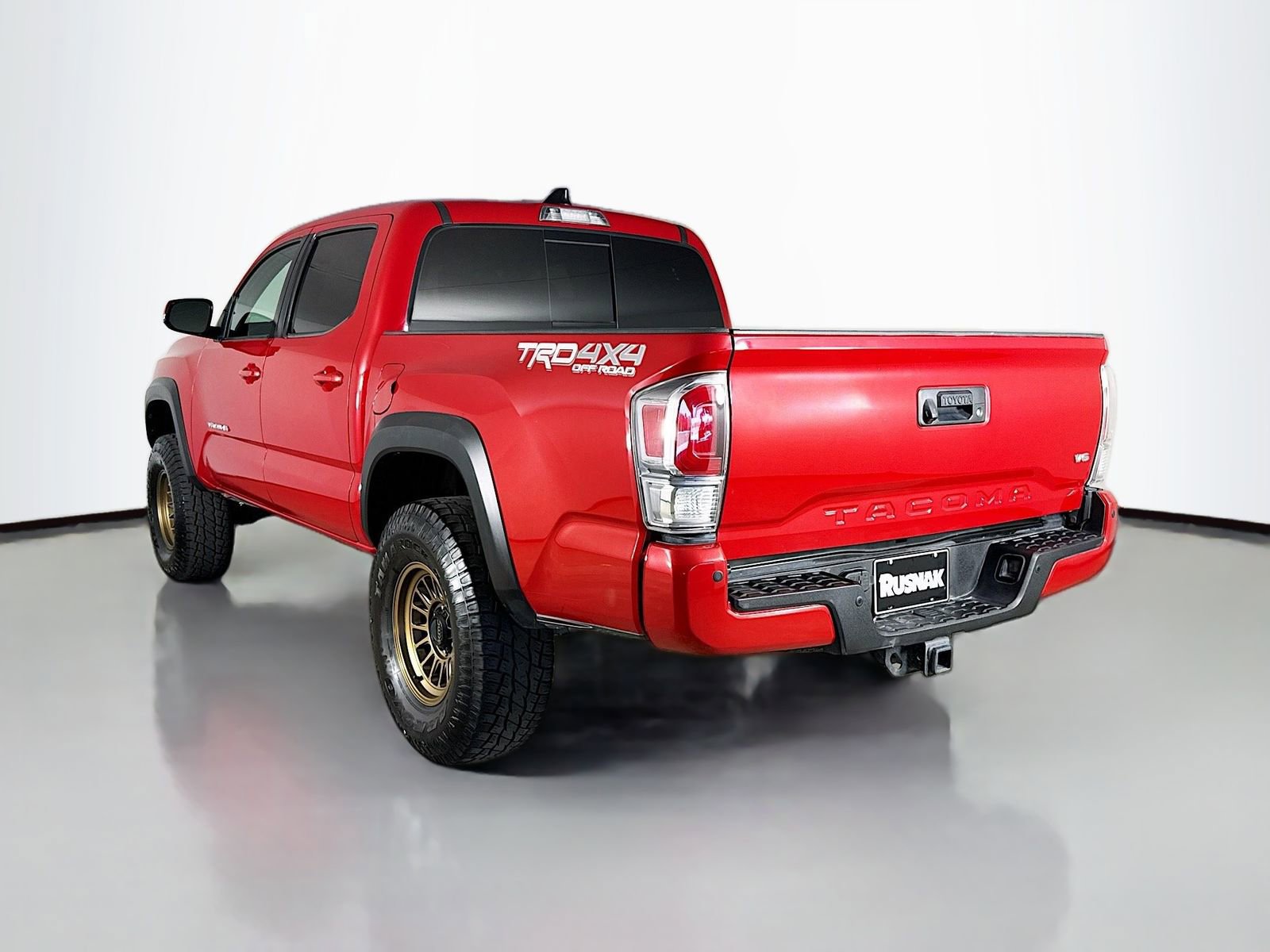 Used 2022 Toyota Tacoma TRD Off-Road w/ Technology Package image 5