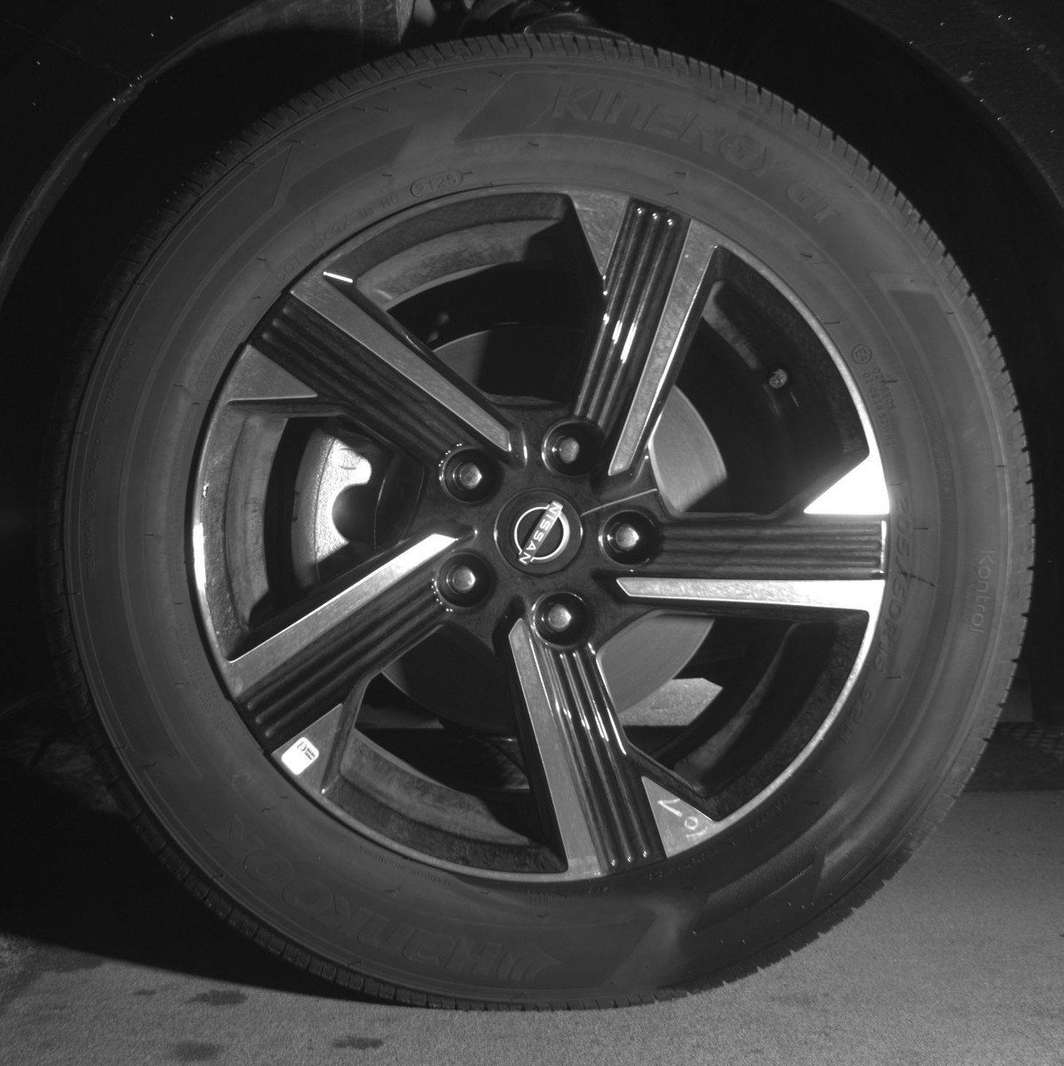 Used 2025 Nissan Sentra SV image 12