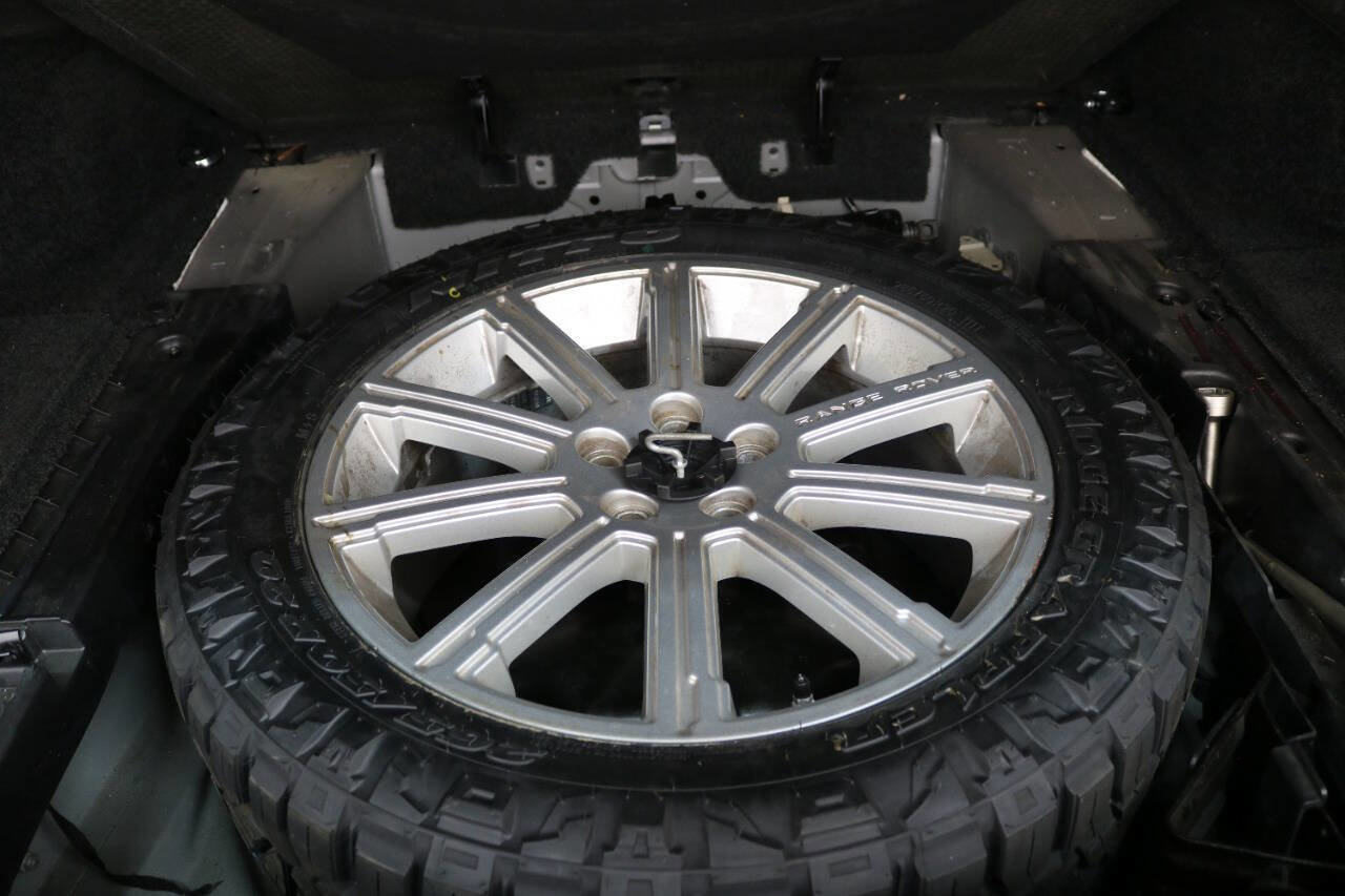 Used 2011 Land Rover Range Rover Supercharged AWD/4WD image 98