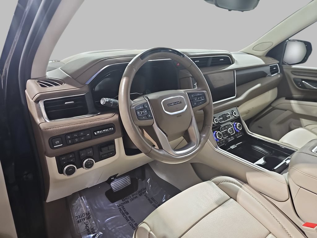 Certified 2024 GMC Yukon XL Denali w/ Advanced Technology Package AWD/4WD image 22