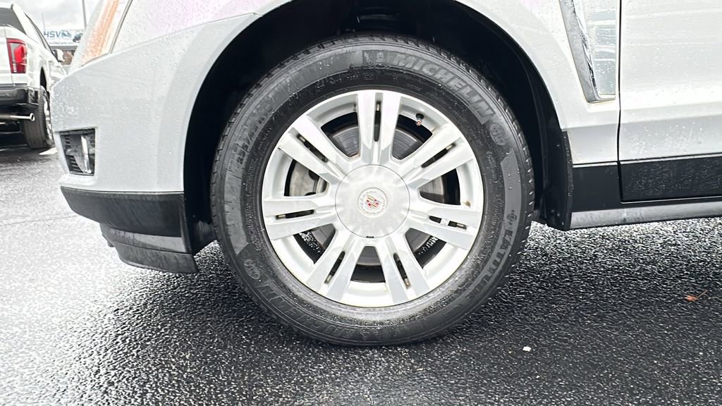 Used 2015 Cadillac SRX Luxury w/ Driver Awareness Package image 14