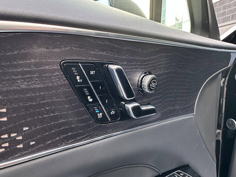 New 2026 Cadillac Lyriq V w/ LPO, Floor Liner Package image 17