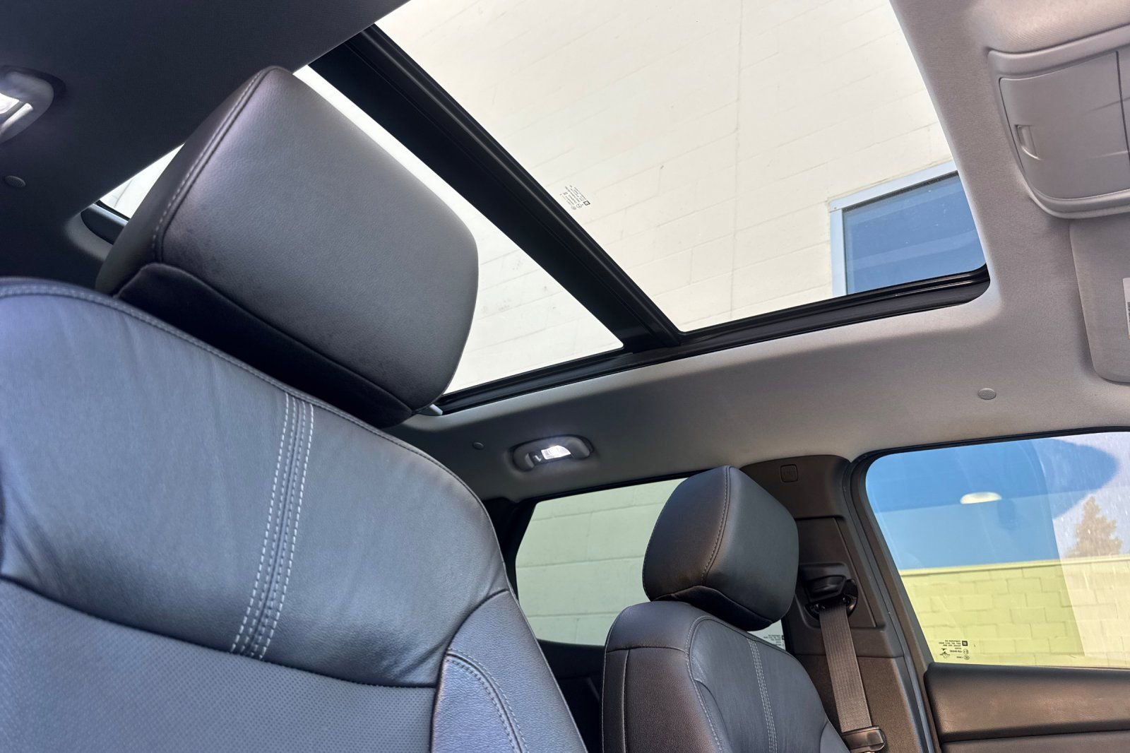 Used 2019 Chevrolet Blazer LT w/ Sun and Wheels Package AWD/4WD image 21