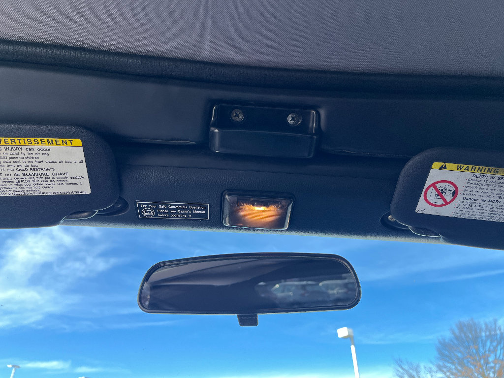 Used 2002 Toyota MR2 image 35