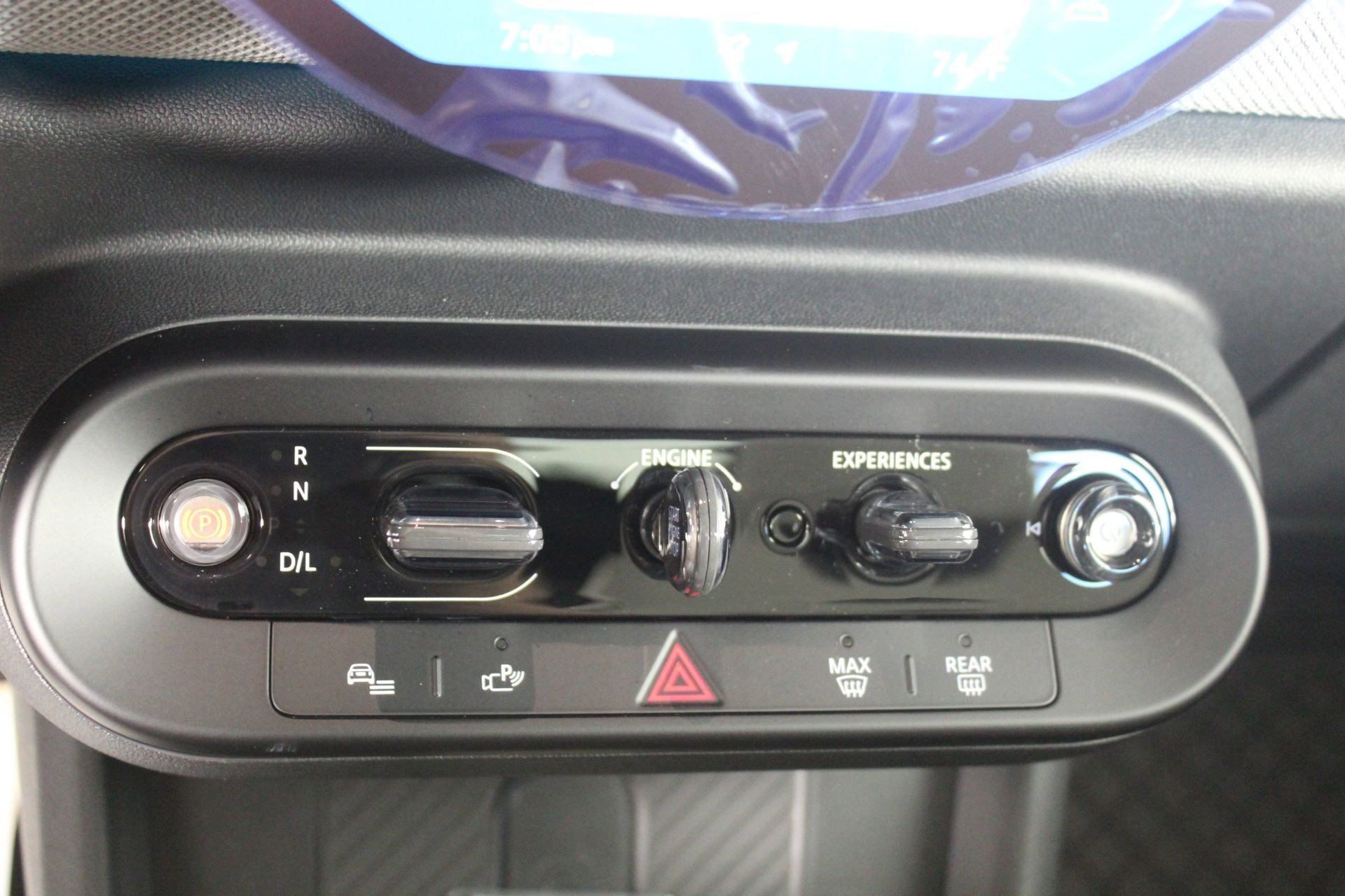 Certified 2025 MINI Cooper S image 16