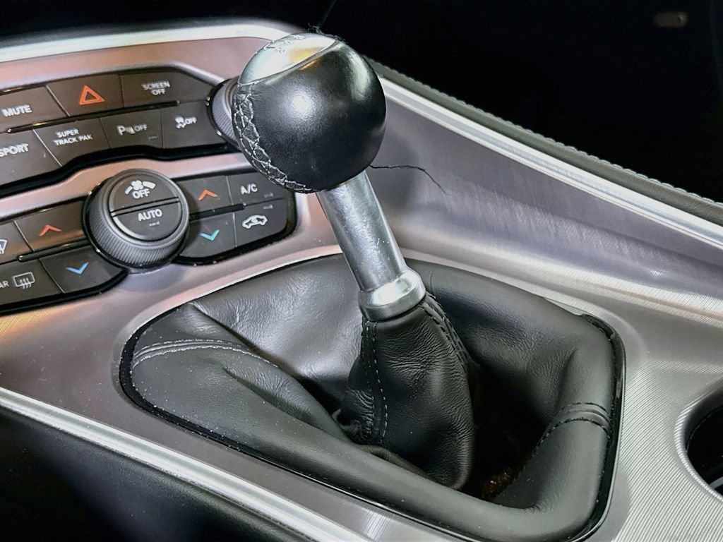 Used 2022 Dodge Challenger R/T w/ Plus Package RWD image 11