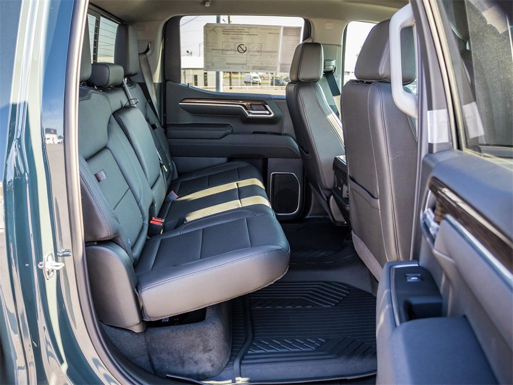 New 2026 Chevrolet Silverado 1500 LT w/ All Star Edition Plus image 17