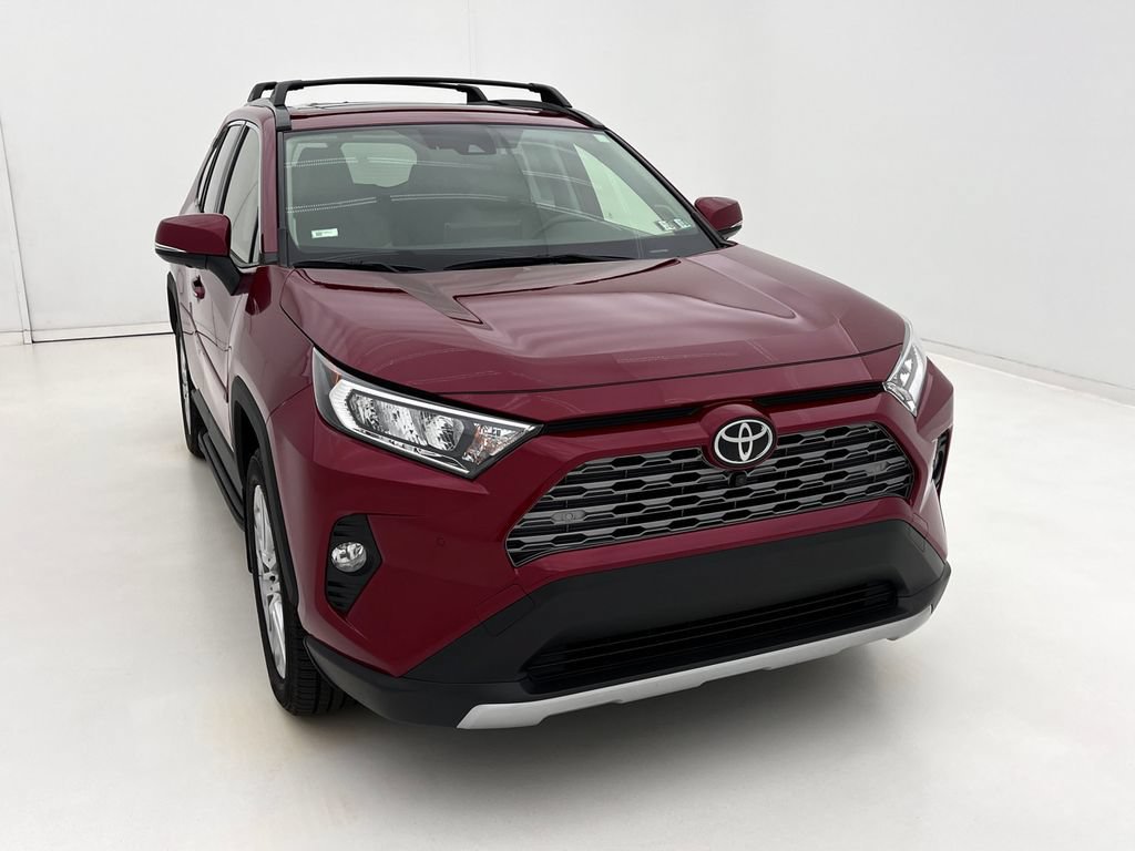 Used 2021 Toyota RAV4 Limited AWD/4WD image 3