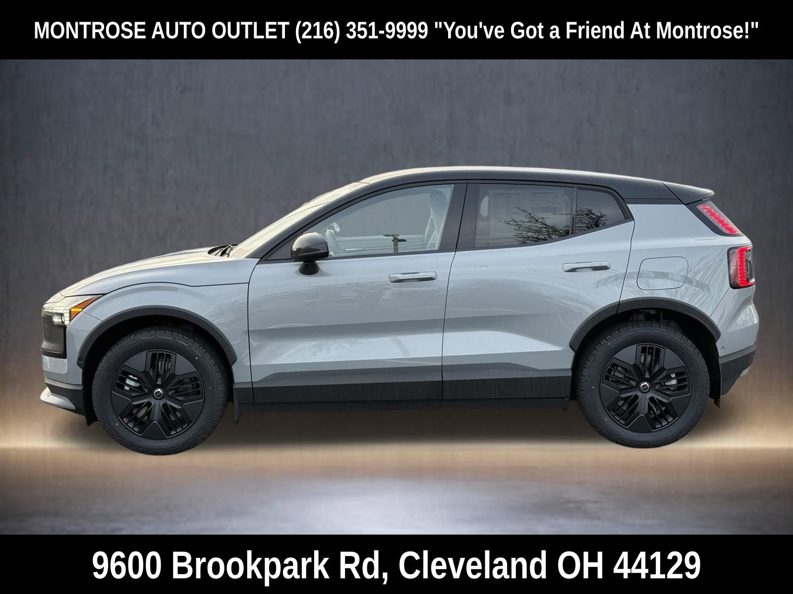 New 2026 Volvo EX30 Cross Country Ultra image 2