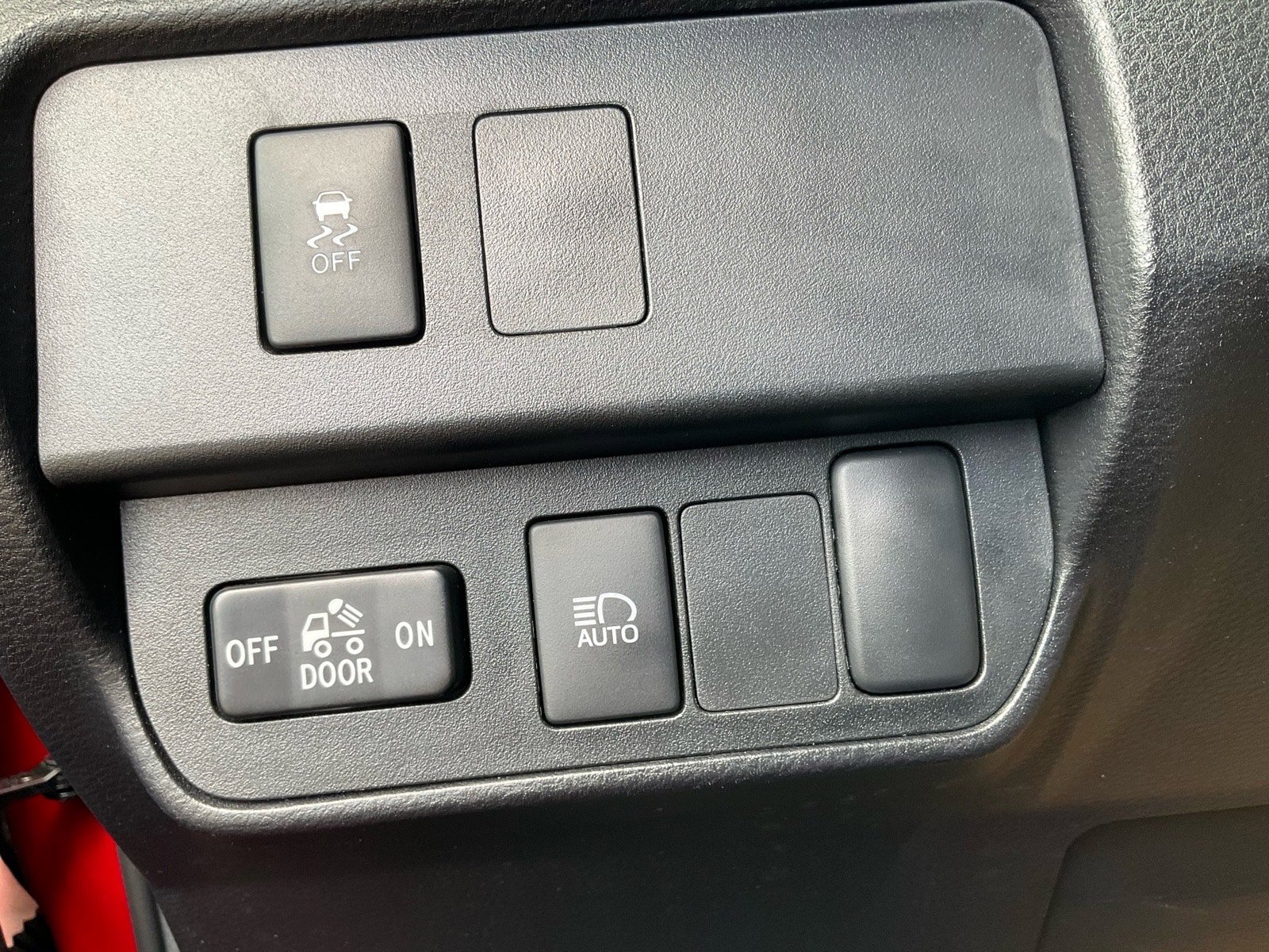 Used 2023 Toyota Tacoma SR5 w/ Technology Package AWD/4WD image 16