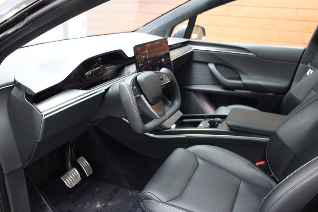 Used 2022 Tesla Model X Plaid AWD/4WD image 9