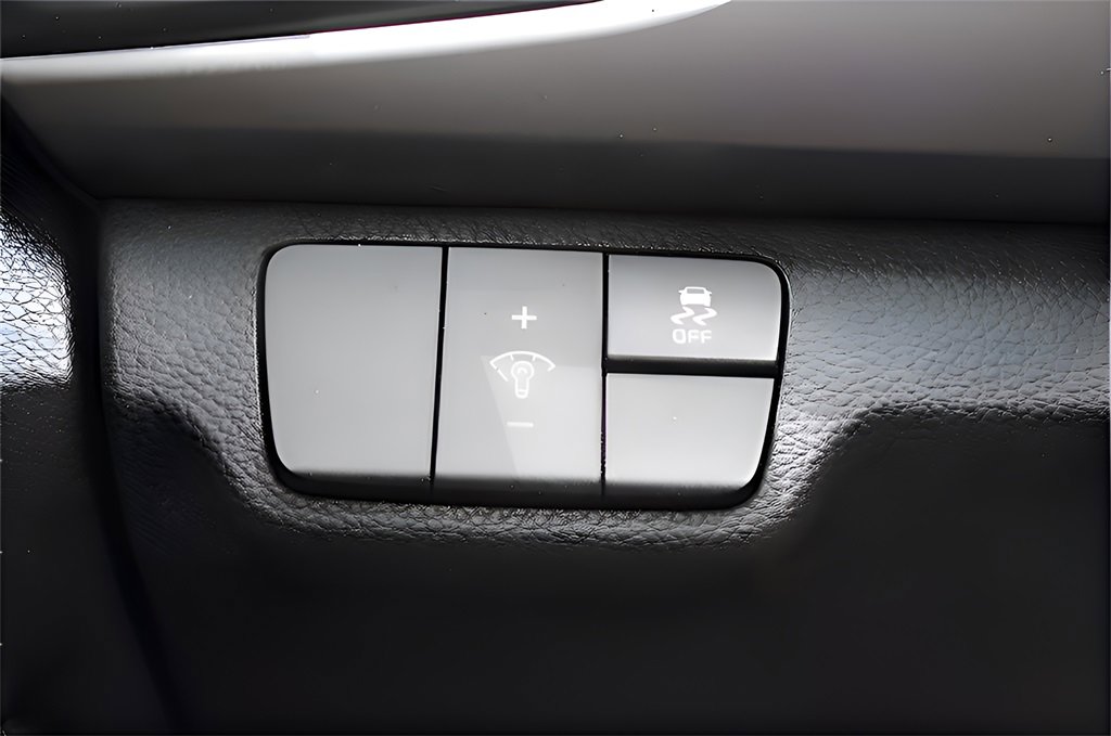 Used 2023 Kia Rio S image 13