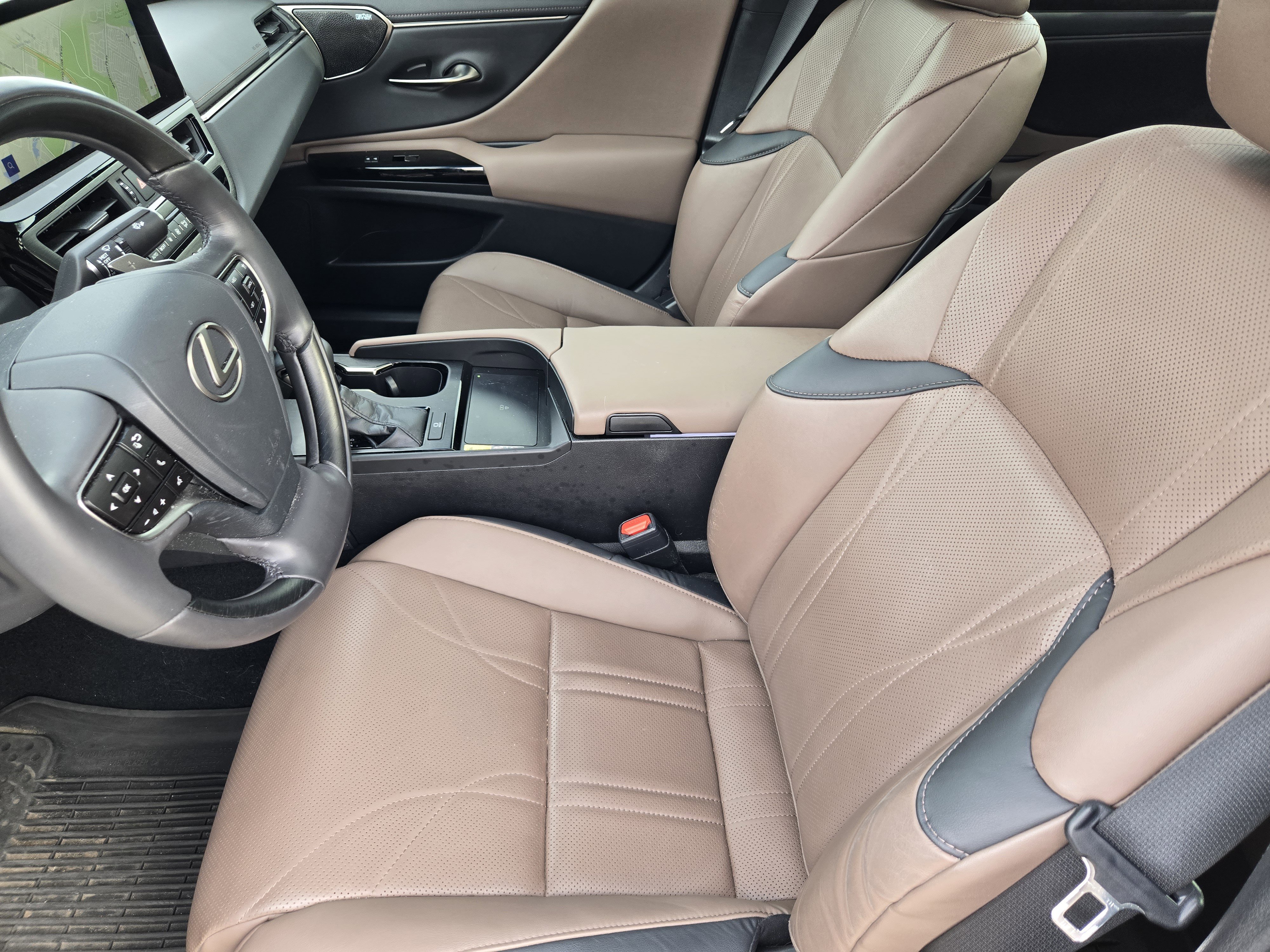 Used 2023 Lexus ES 350 Ultra Luxury image 6