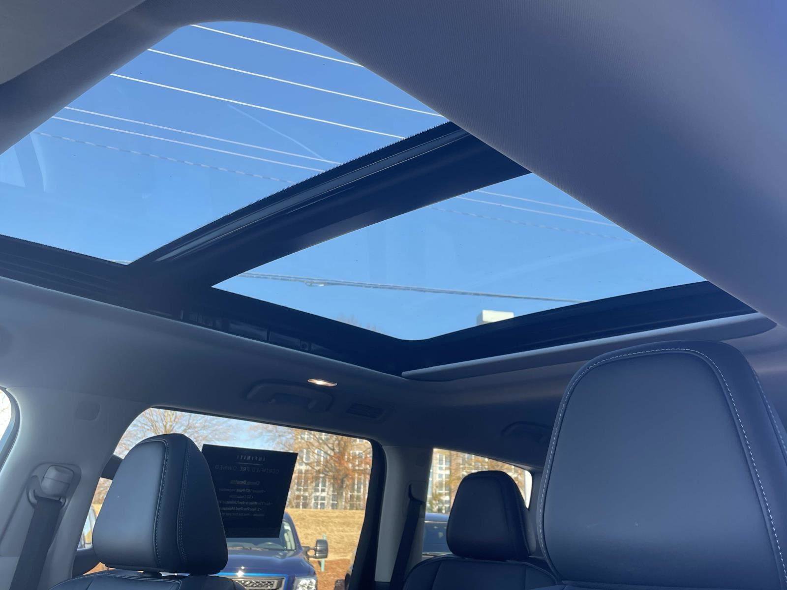 Certified 2025 INFINITI QX80 Pure image 17