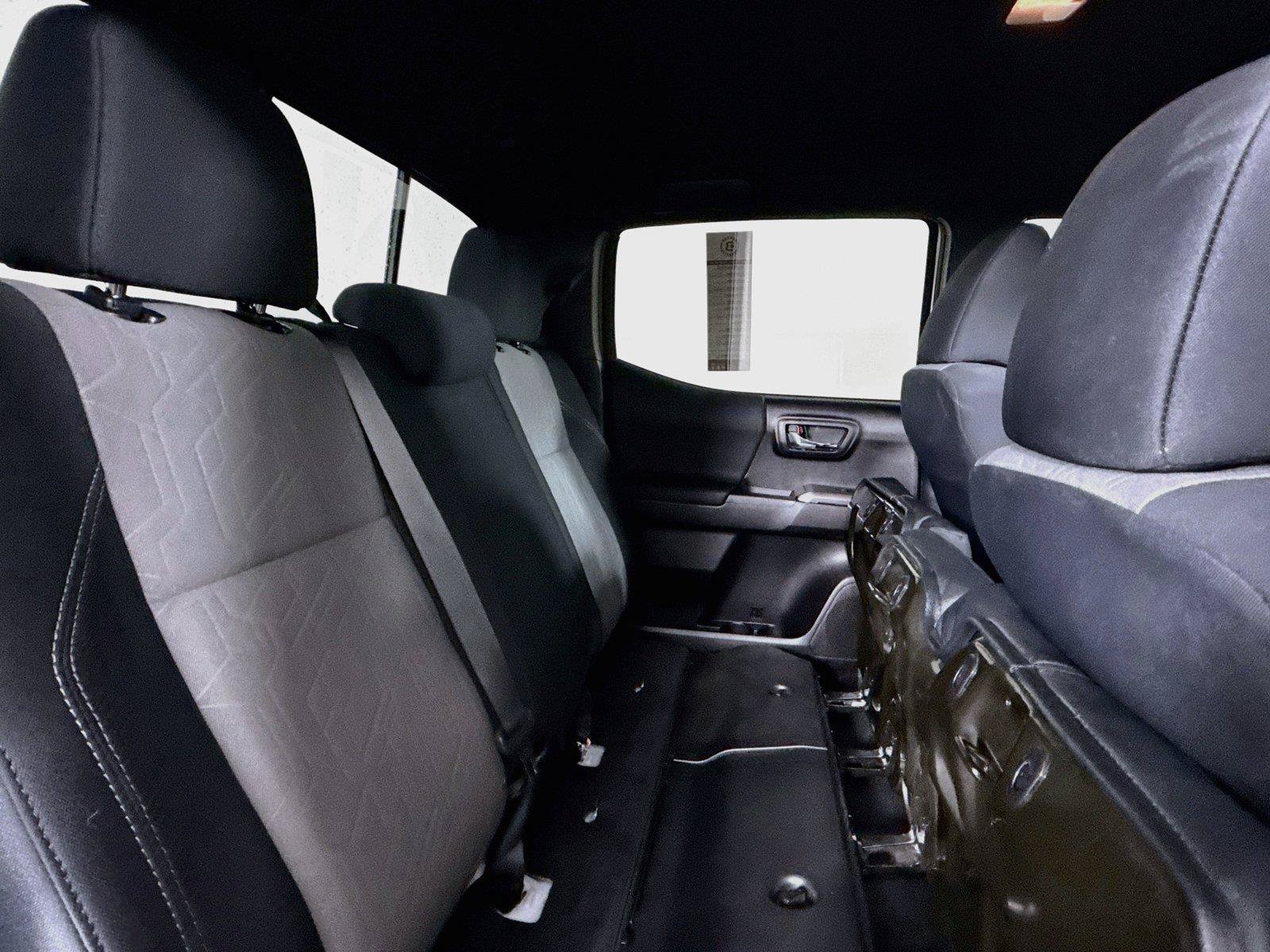 Certified 2020 Toyota Tacoma TRD Sport RWD image 34