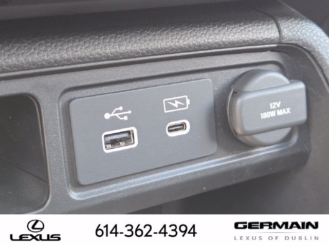 Used 2025 Honda Pilot Touring image 23