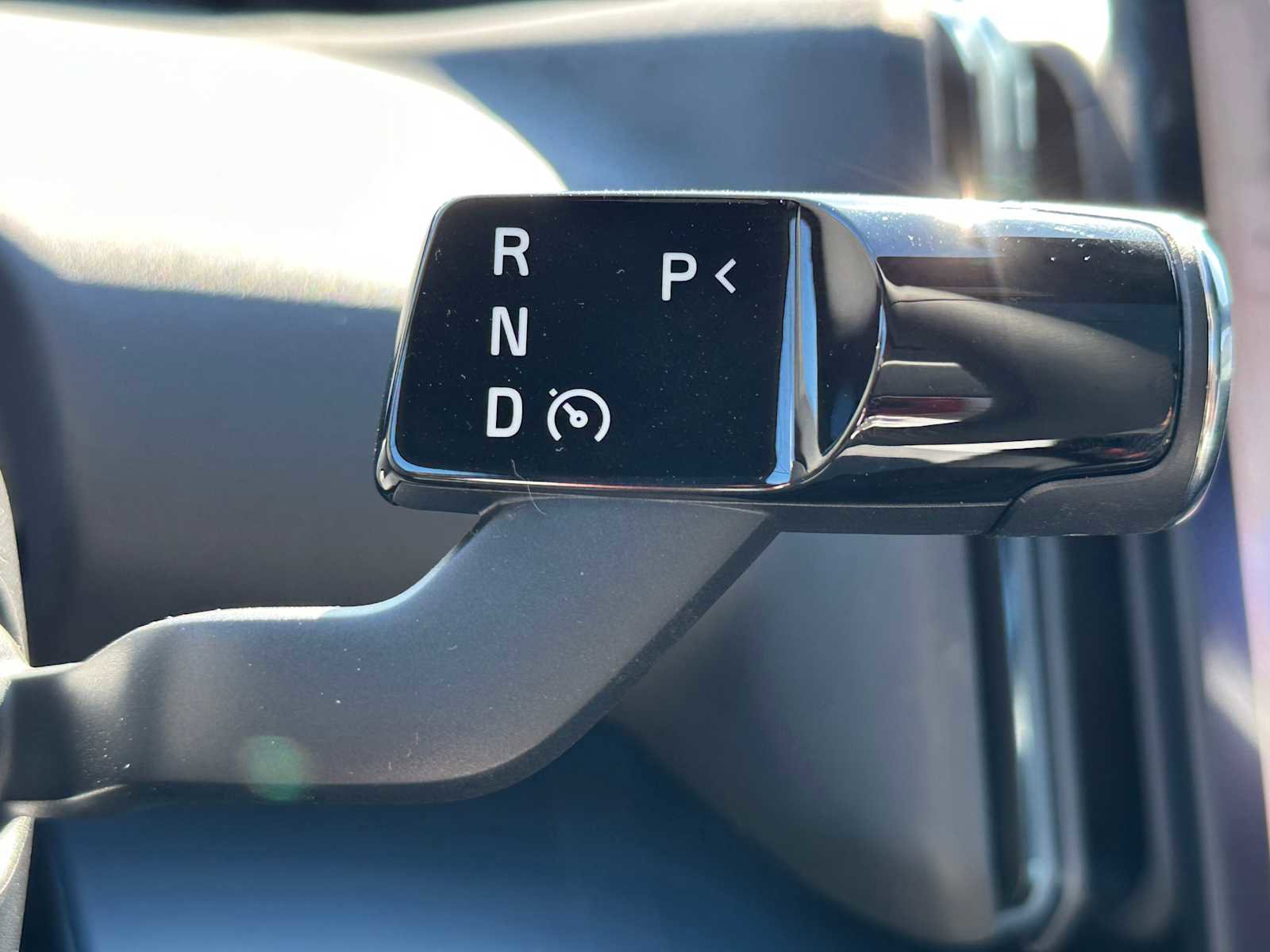 New 2025 Volvo EX30 Plus w/ Protection Package Premier image 33