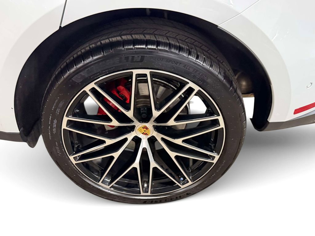 Used 2025 Porsche Macan S AWD/4WD image 13