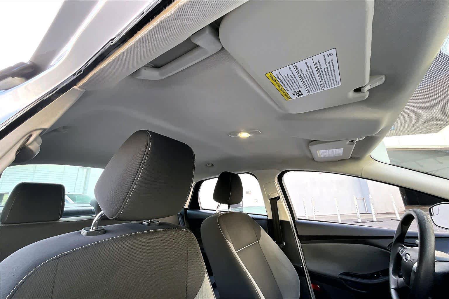 Used 2012 Ford Focus SE FWD image 13