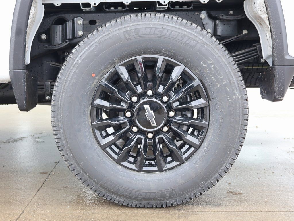 New 2026 Chevrolet Silverado 3500 W/T image 43
