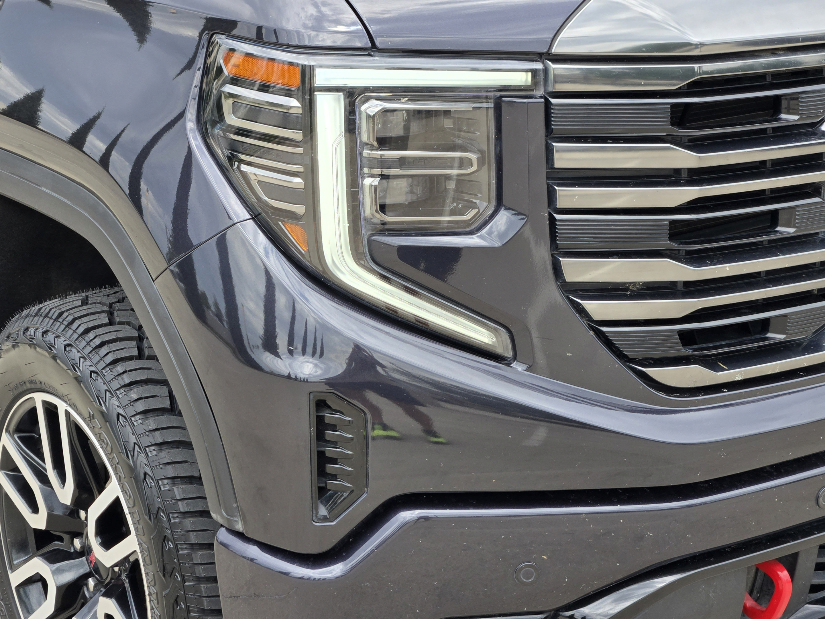 Used 2023 GMC Sierra 1500 AT4 w/ AT4 Premium Package AWD/4WD image 35
