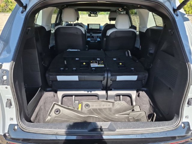 Certified 2025 Toyota Sienna XSE w/ XSE Plus Package AWD/4WD image 30