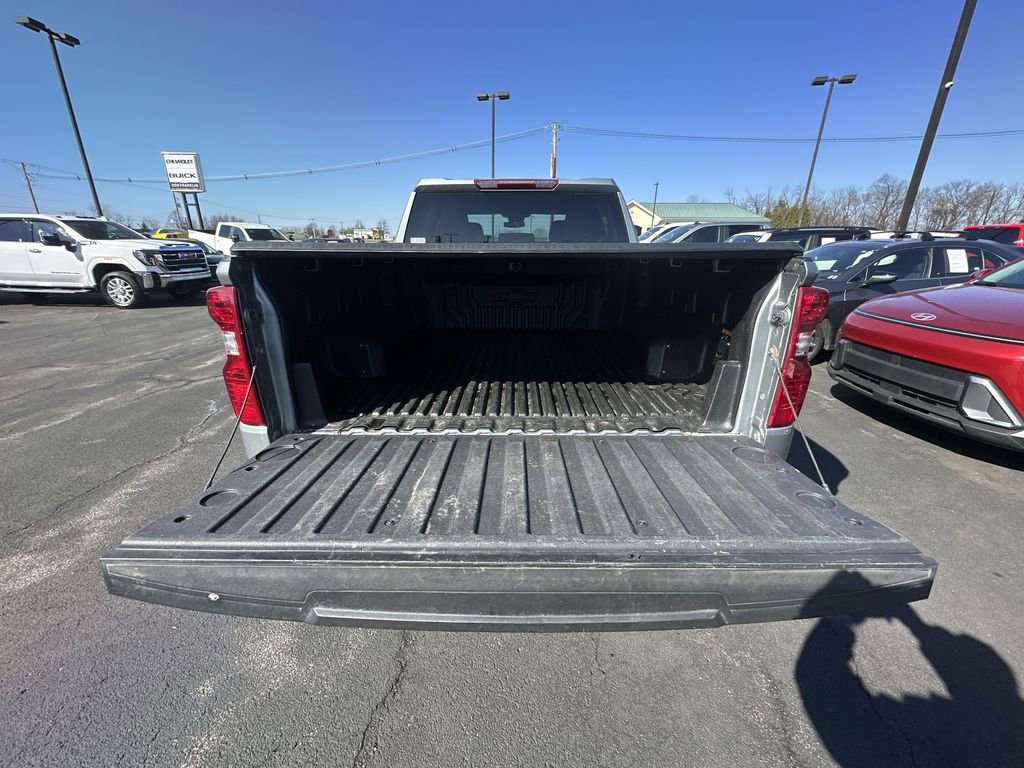 Used 2024 Chevrolet Silverado 1500 LT image 22
