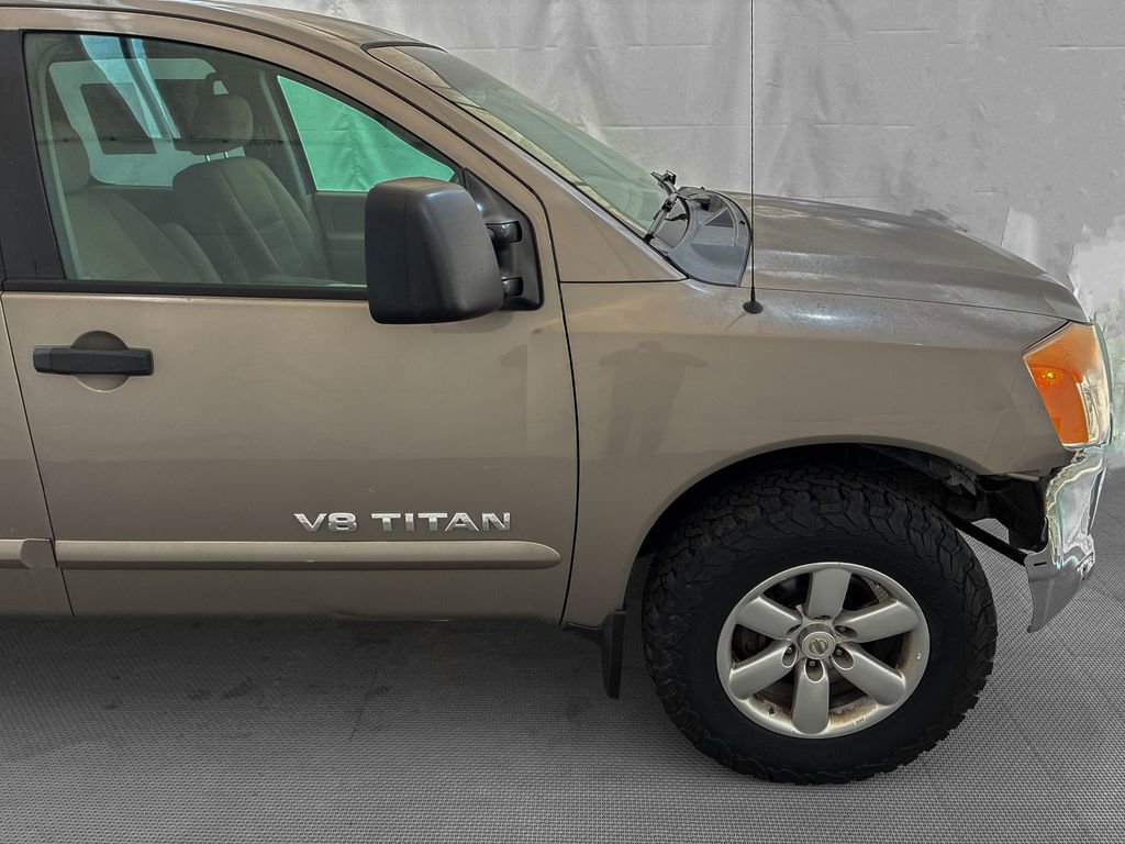 Used 2008 Nissan Titan SE image 7