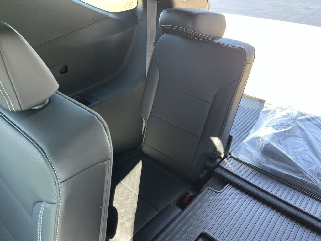 New 2026 Chevrolet Traverse LT w/ Driver Confidence Package image 23
