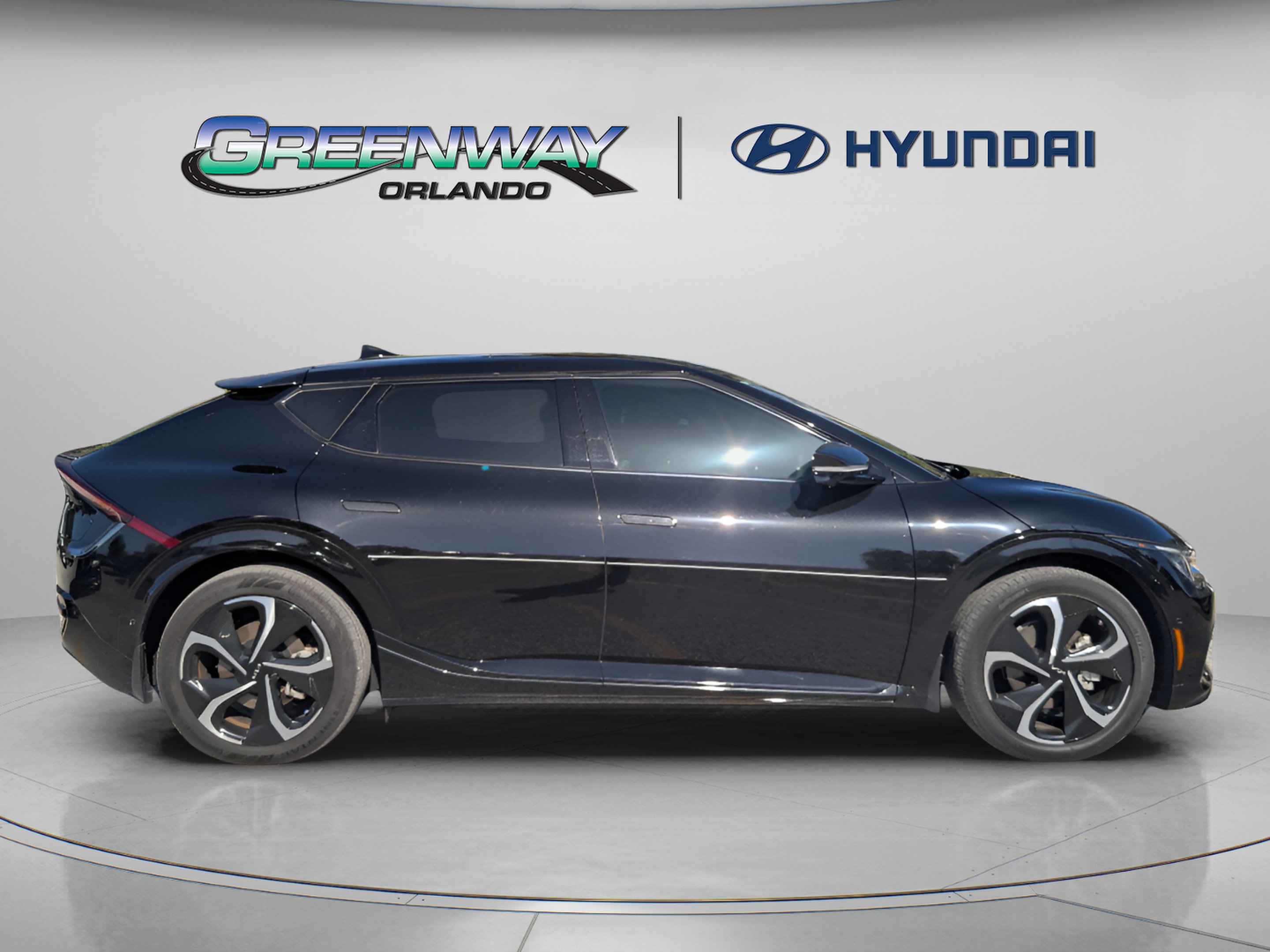 Used 2024 Kia EV6 GT-Line AWD/4WD image 9